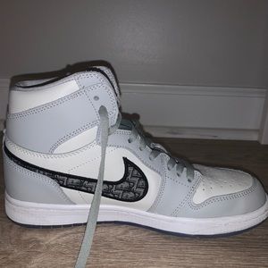 COPY - Dior Jordan 1